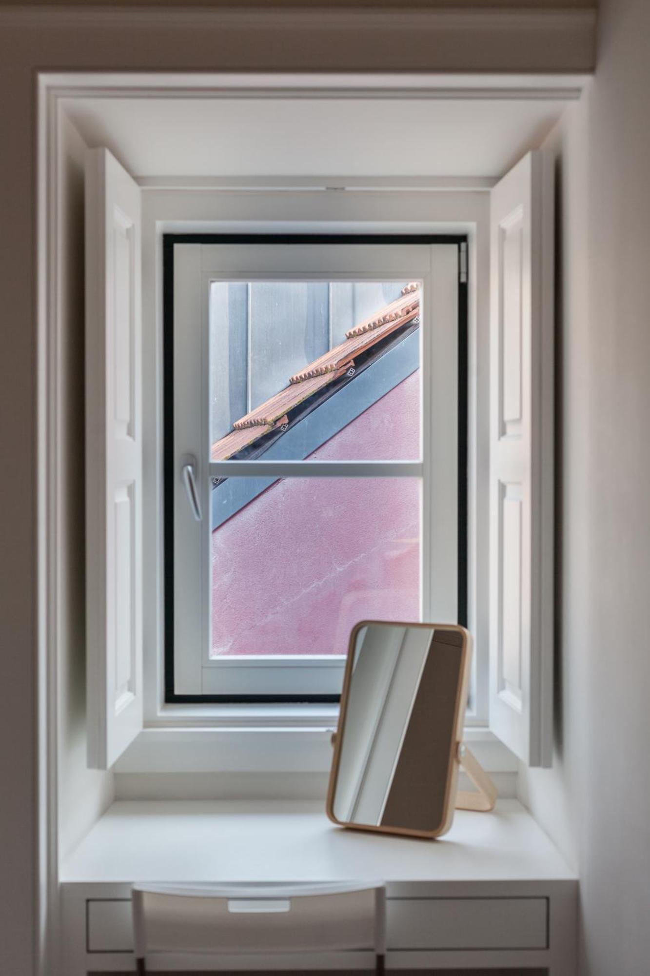 Flh Restauradores Mezzanine With View Apartment Lisbon
